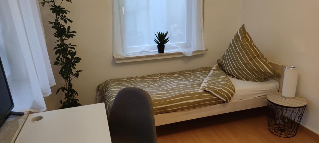 Schoene Und Optimal Gelegene Wohnung Og Weisskirchen Екстериор снимка